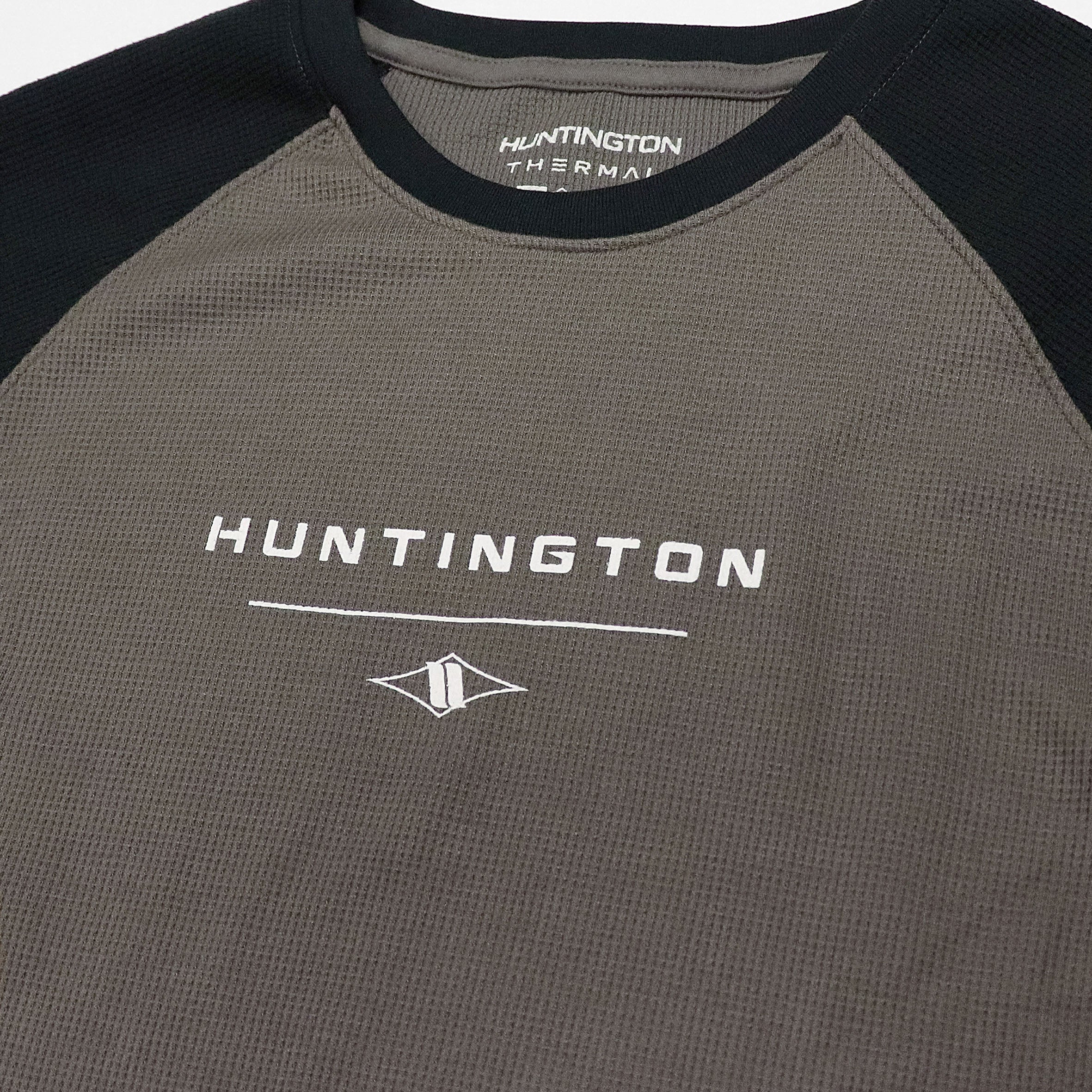 Thermal Tee Raglan "Bolts"